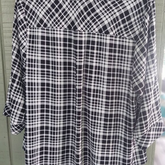 3 X Torrid Harper Plaid Flannel Shirt Size 3 Black& White 3/4 Sleeve Button-Down - Picture 4 of 7
